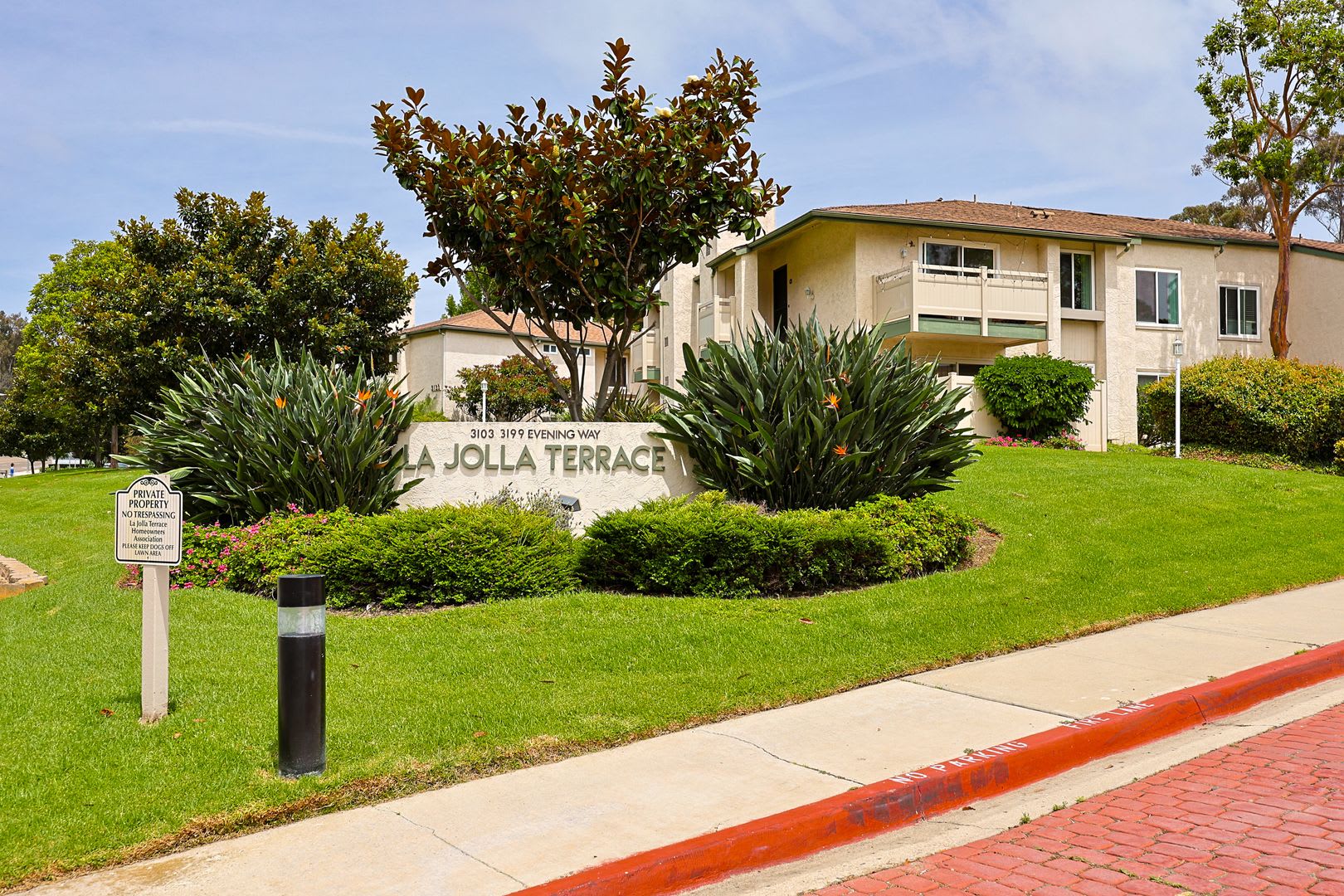 Gorgeous 2 Bedroom 2 Full Bath Near La Jolla Village – photo 1