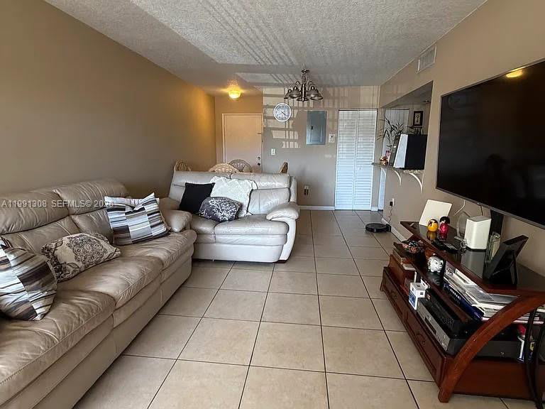 9715 Fontainebleau Boulevard – photo 2