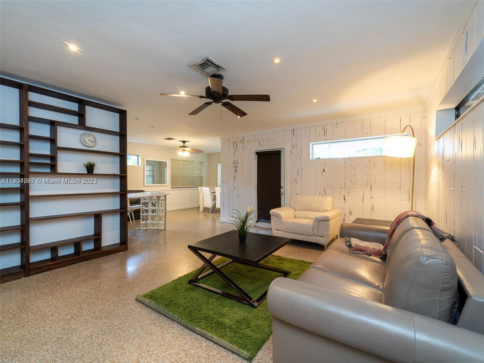 1507 Garfield Street – photo 3