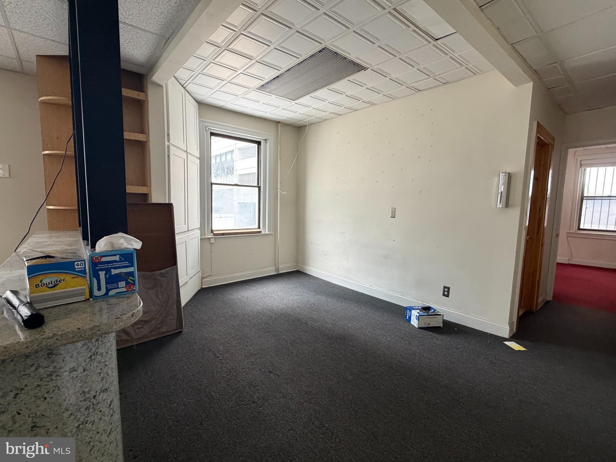 23-25 S 19TH Street – photo 2