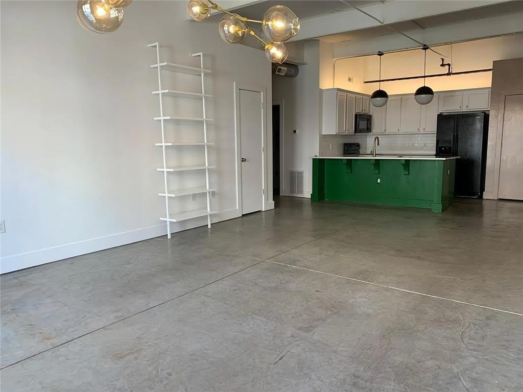 806 Marcus Street SE – photo 5