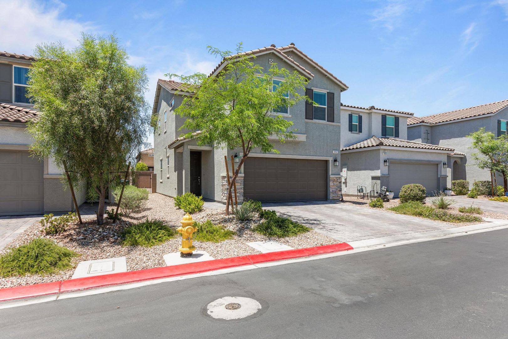 10167 Glowing Amber Street, Las Vegas, Nevada 89141 – photo 2