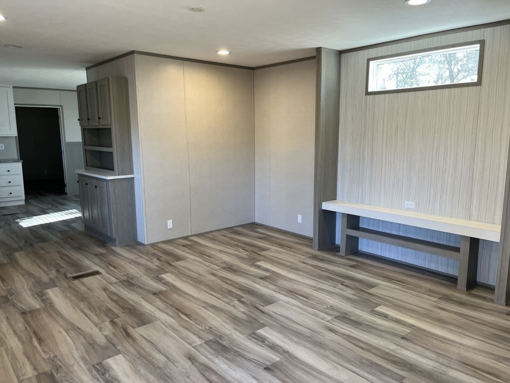 220 Sequoia Dr – photo 3
