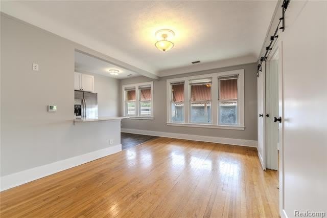 605 W Hudson Avenue – photo 5
