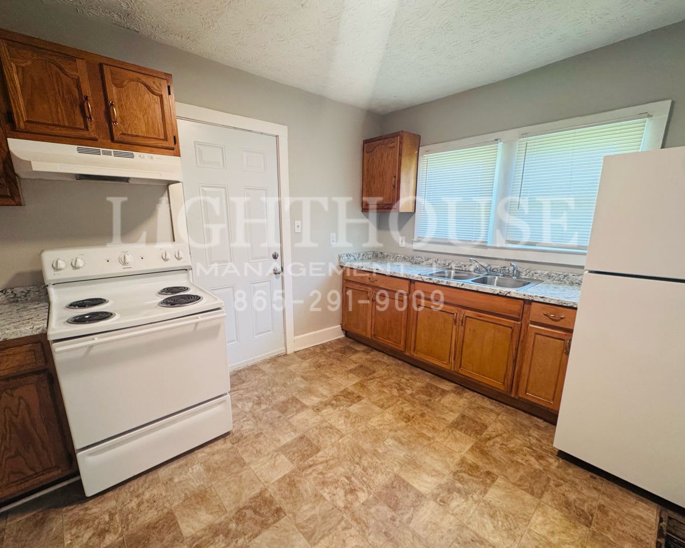4129 Holston Drive. – photo 5