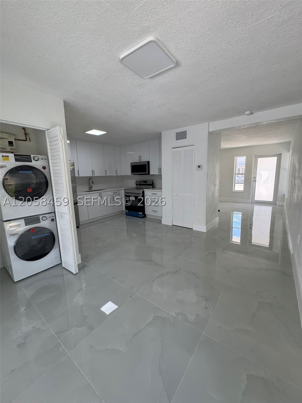 3315 NW 13th Ter – photo 5