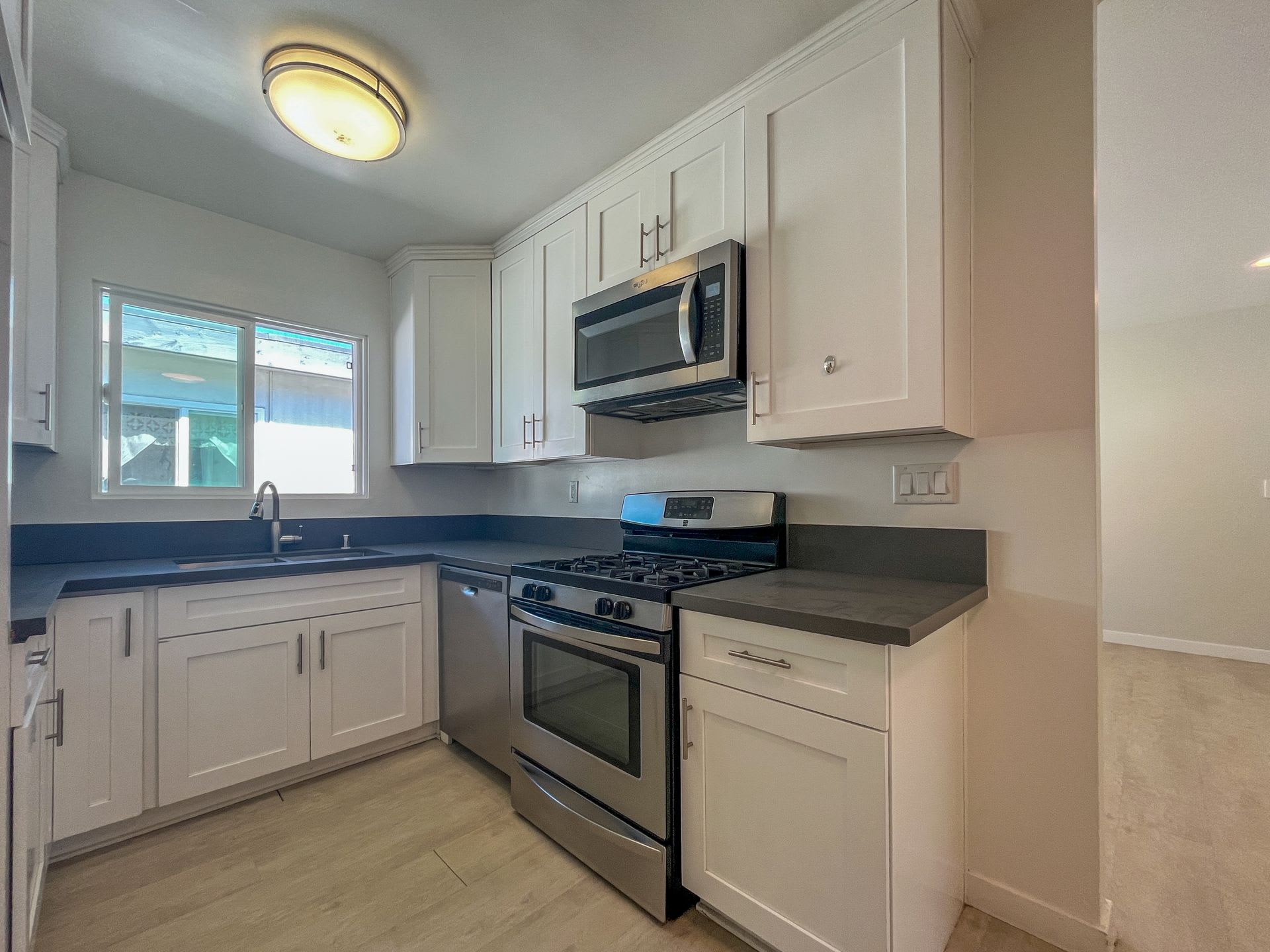 1549 W 224th St – photo 1