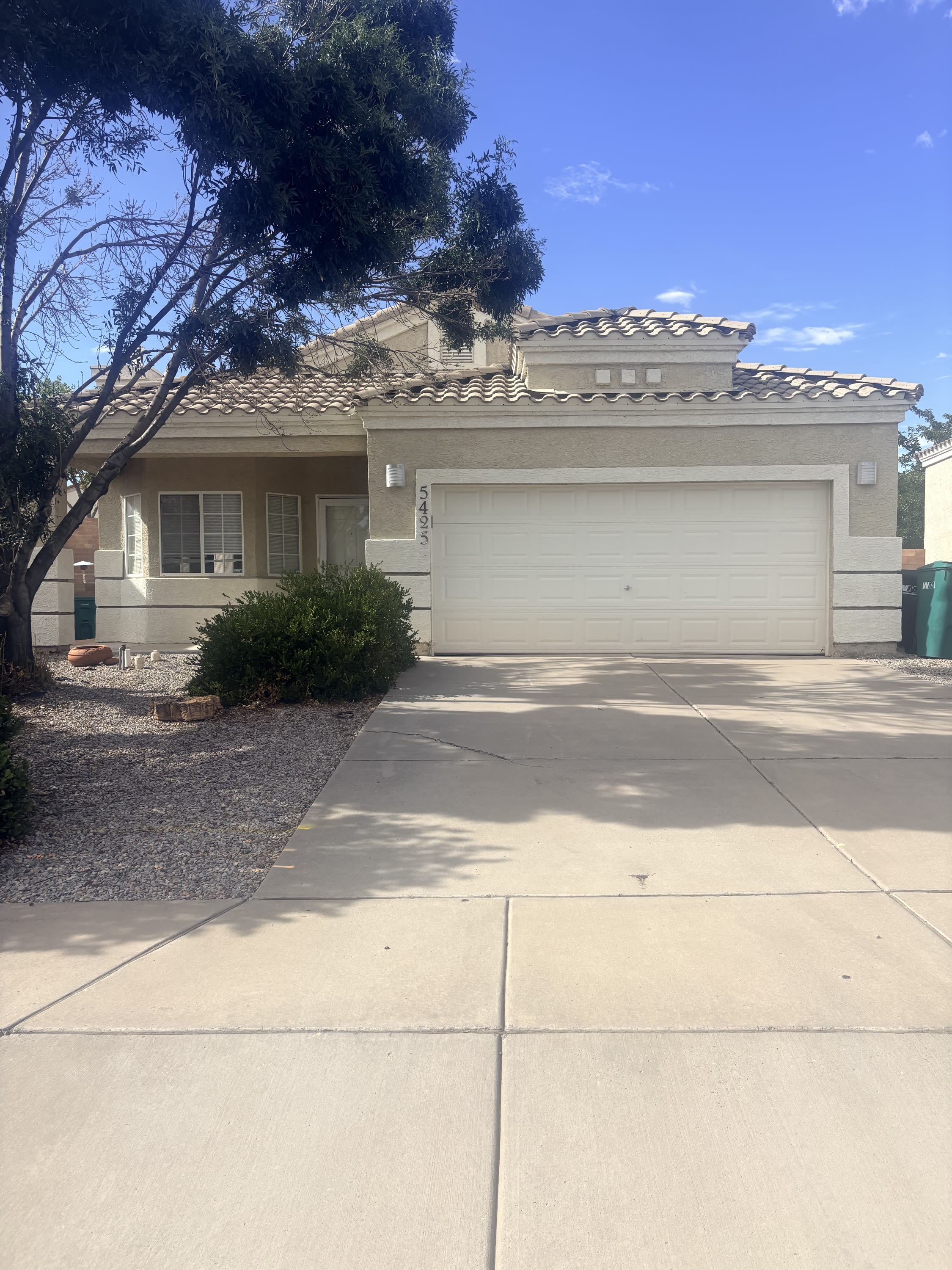 5425 Caballo Court Northeast – photo 1
