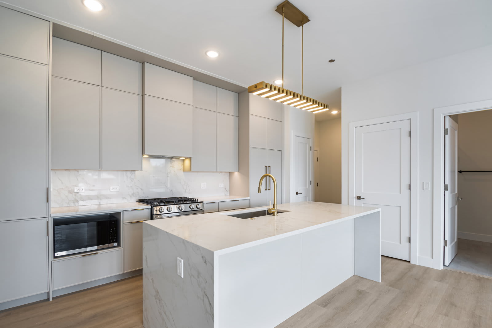 1628 North Damen Avenue – photo 5