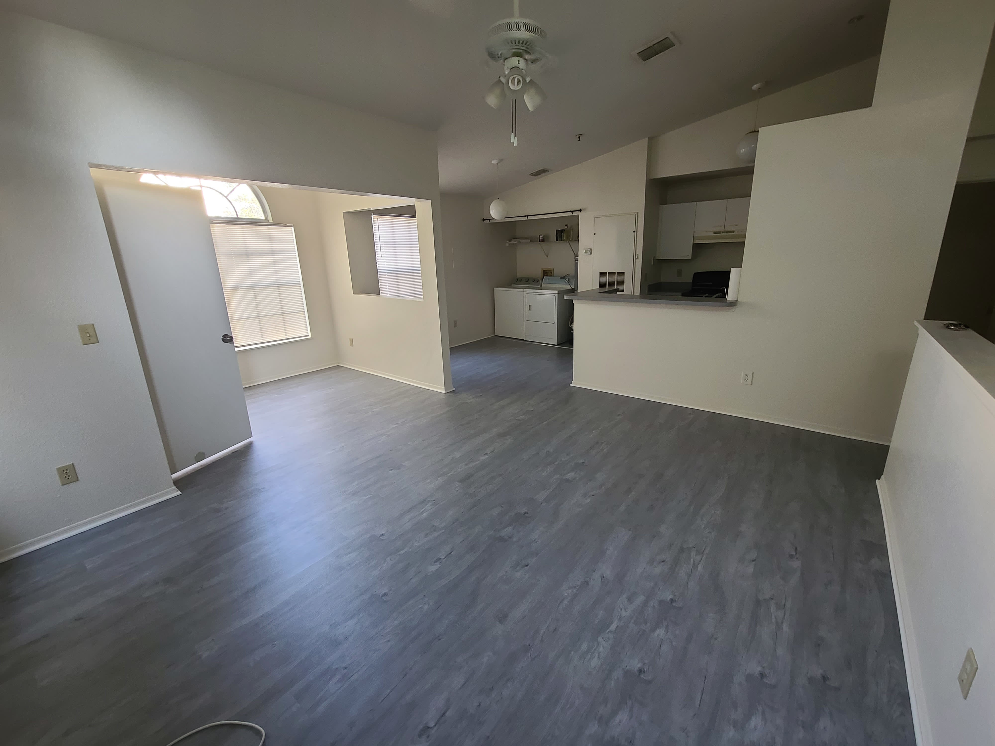 1613 Columbia Arms Circle – photo 4
