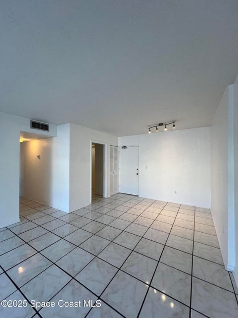 CC Condo – photo 3