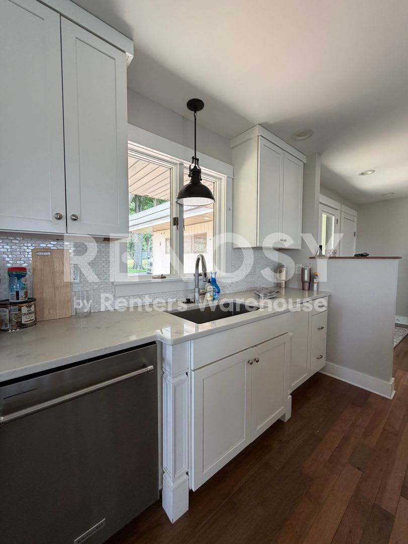 Available September 30th 3 Bedroom 3 Bath Single Family Home in Lakeland – photo 4