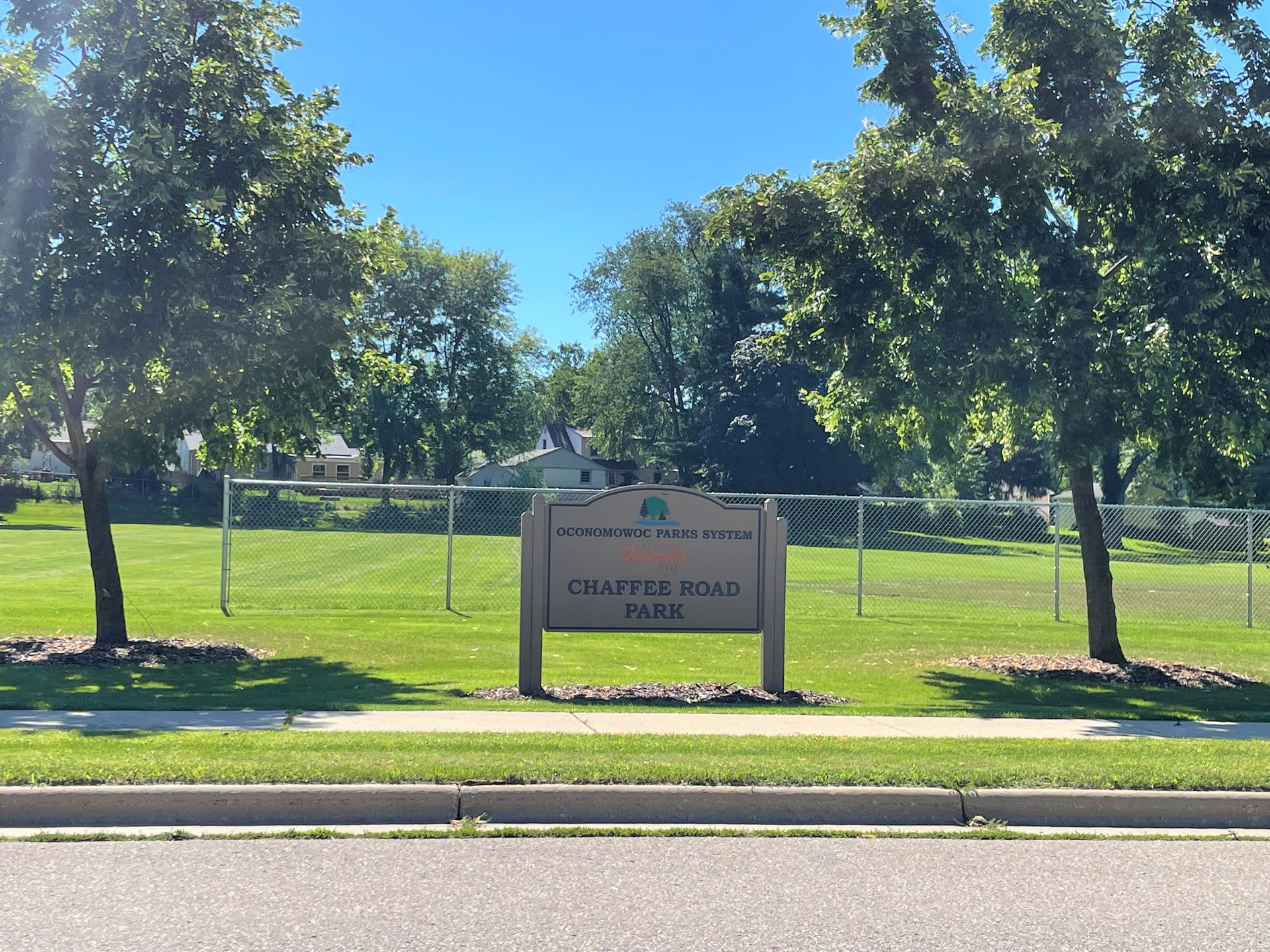 River Park Apartments – photo 2