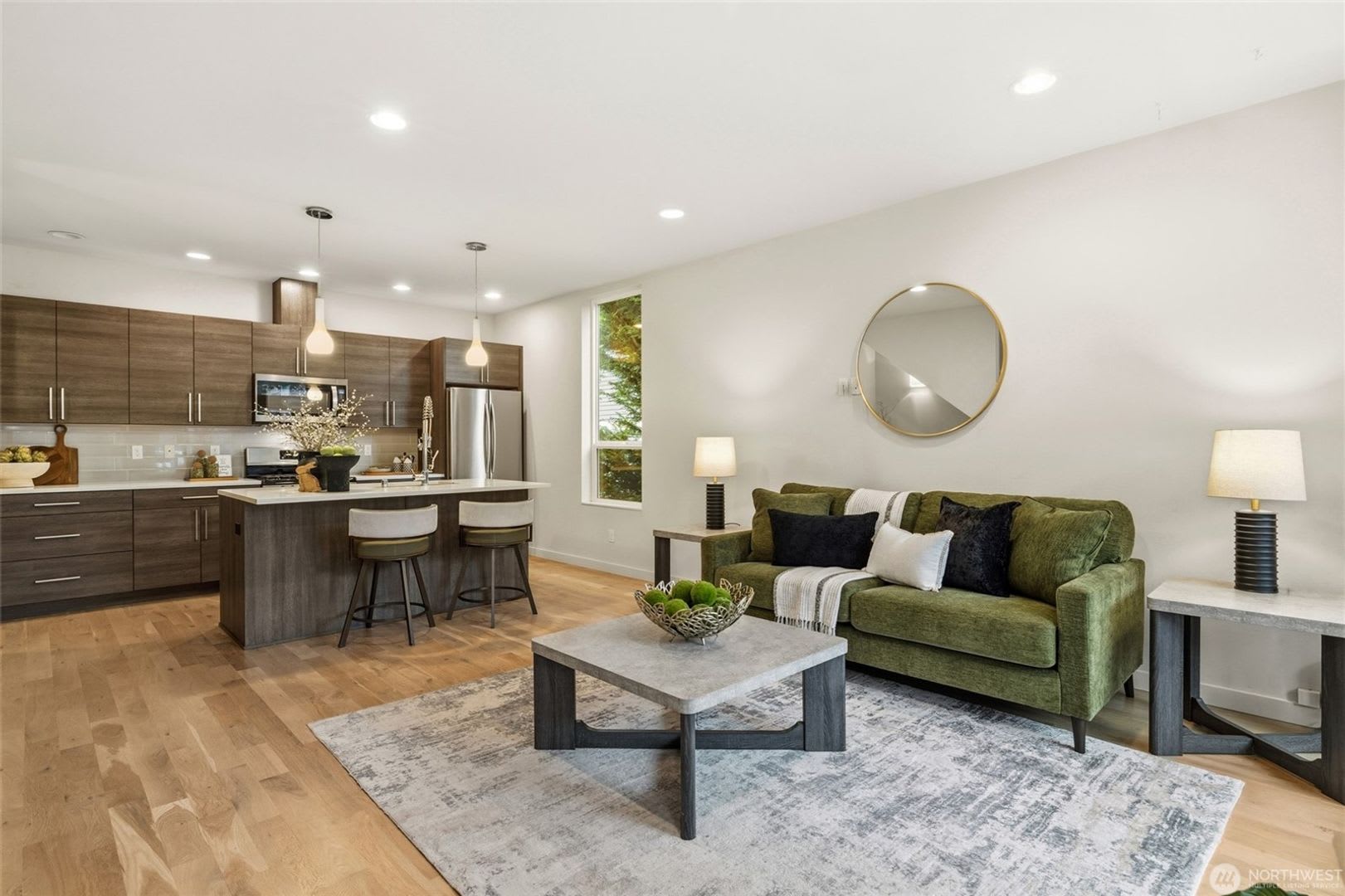 Luxury Ballard Townhouse for Rent – photo 3