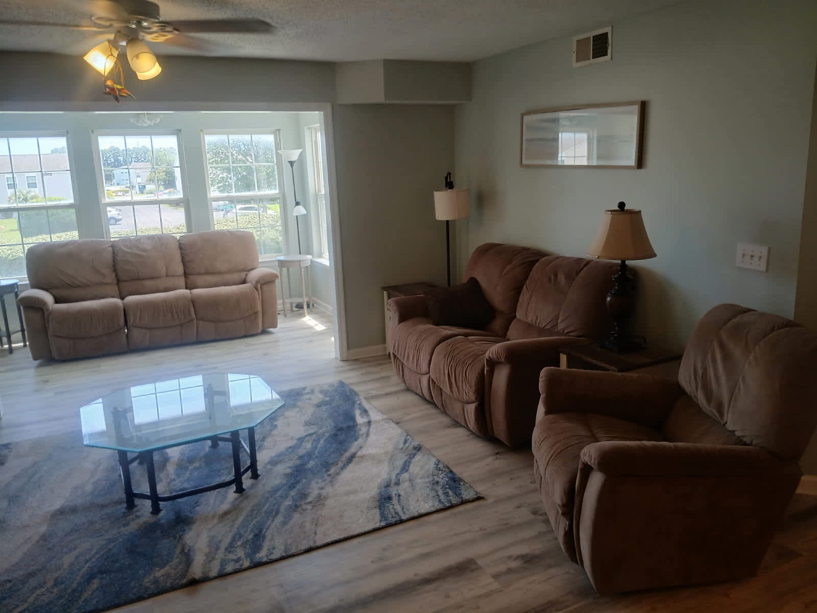 2266 Huntington Drive – photo 1
