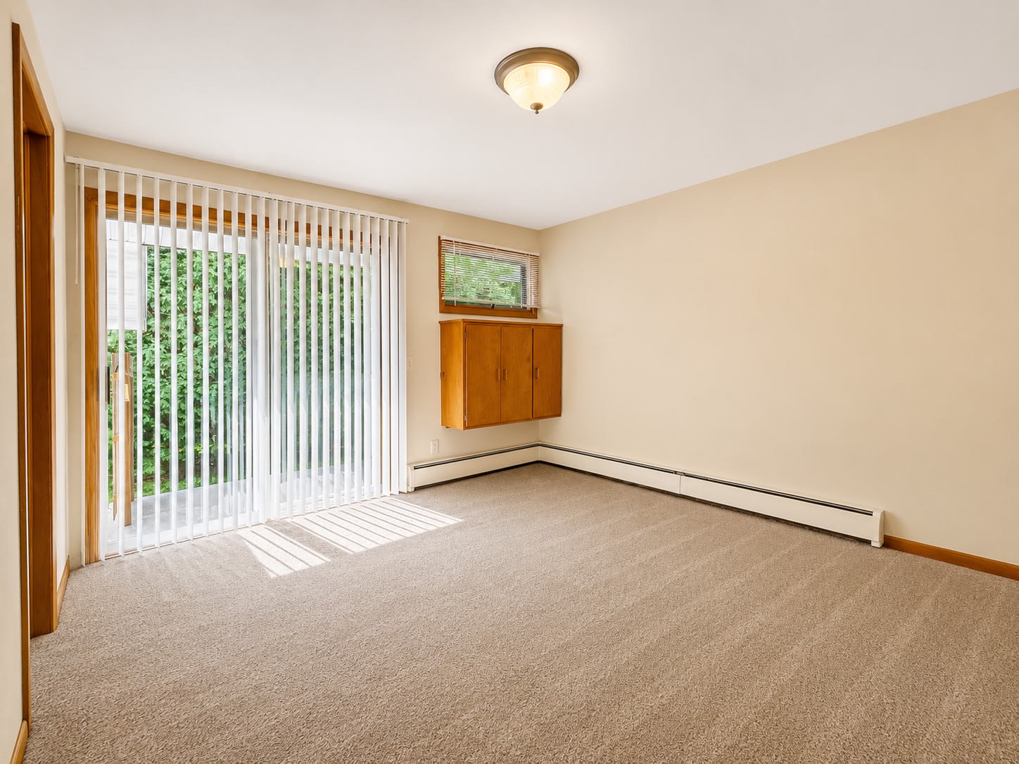 2180 2186 Allen Boulevard 2182 – photo 4