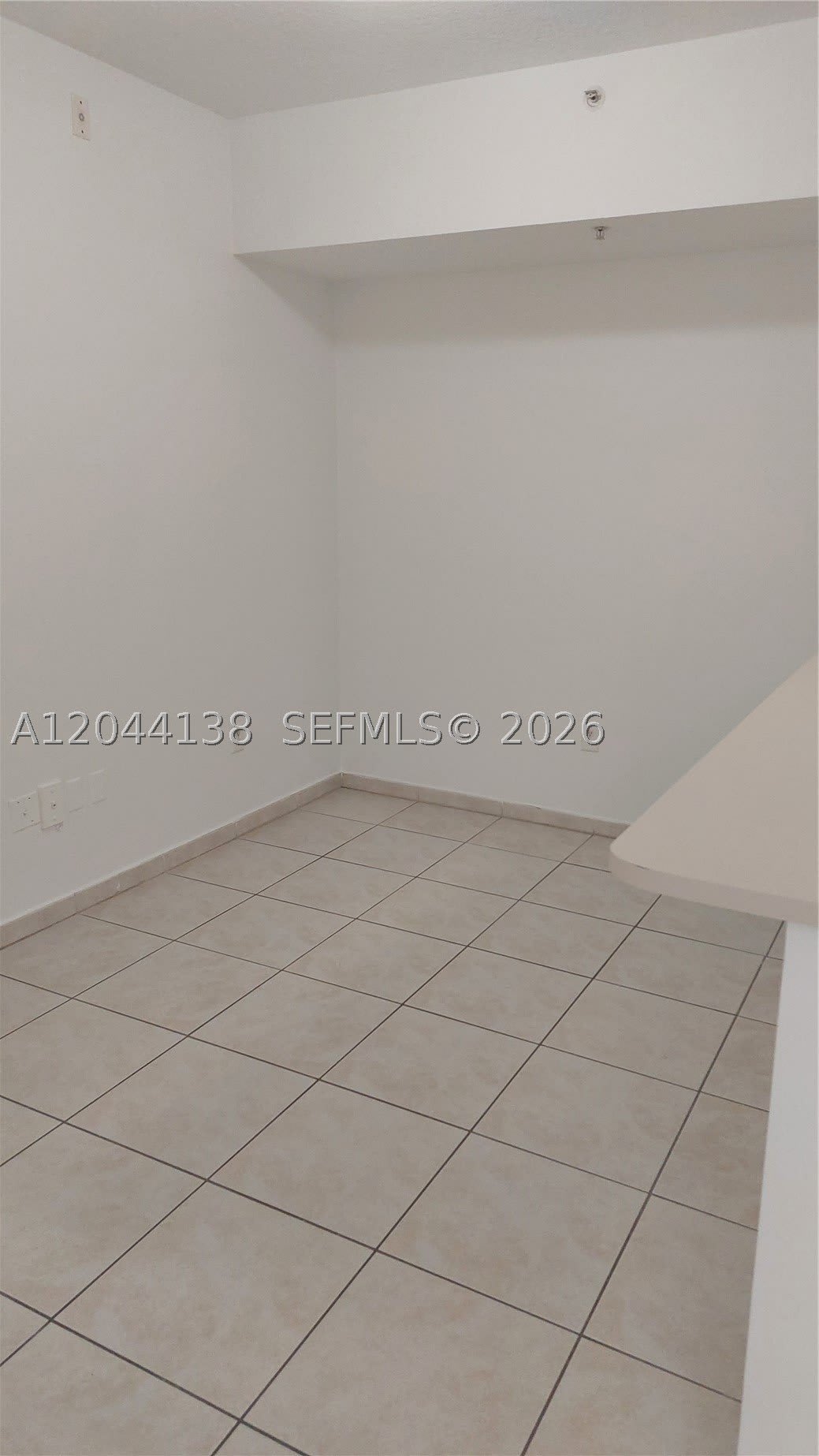 7290 NW 114th Ave – photo 3