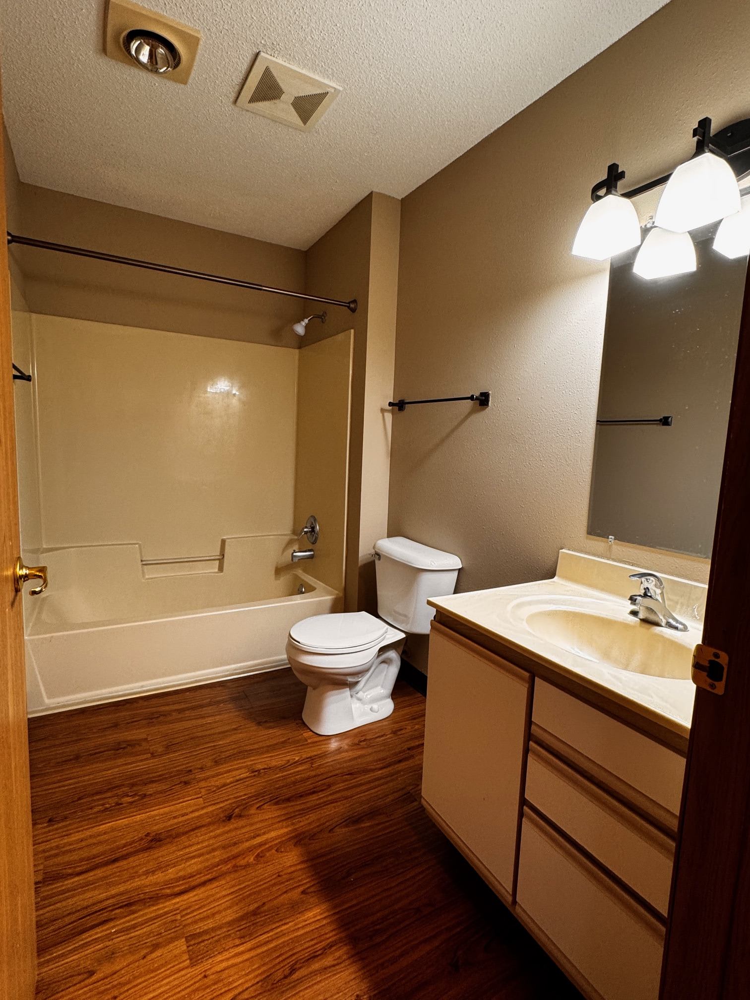 306 South Ave – photo 5