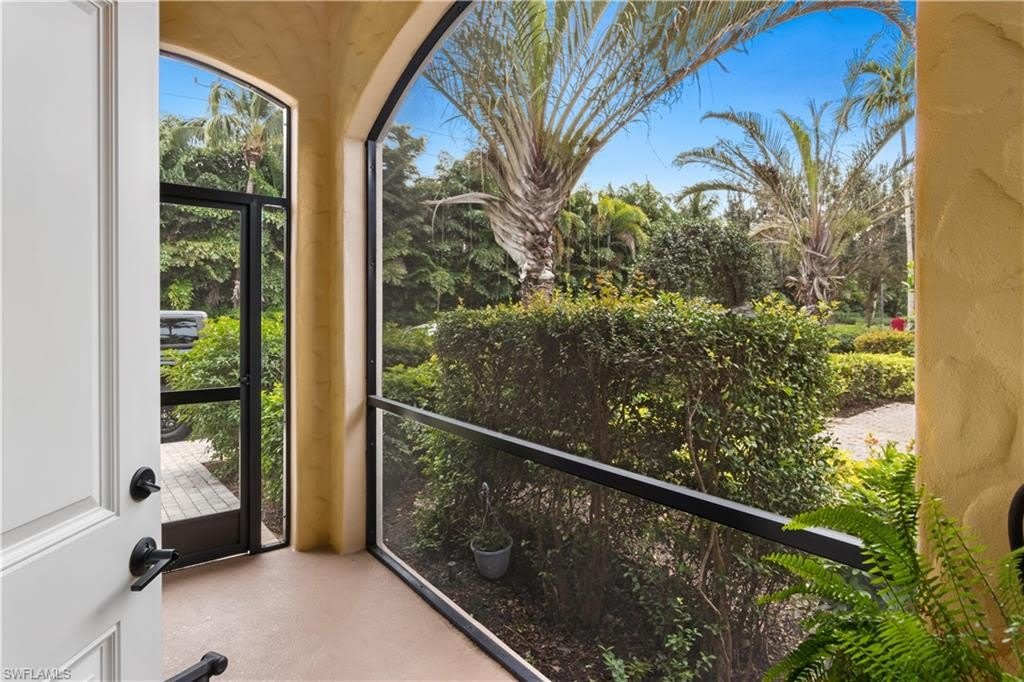 9151 Delano St – photo 5