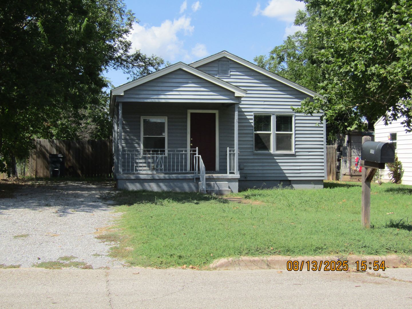 Move In Special 250 Off On The First Full Month Rent – photo 1