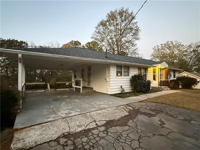 498 Ridge Avenue SW – photo 3
