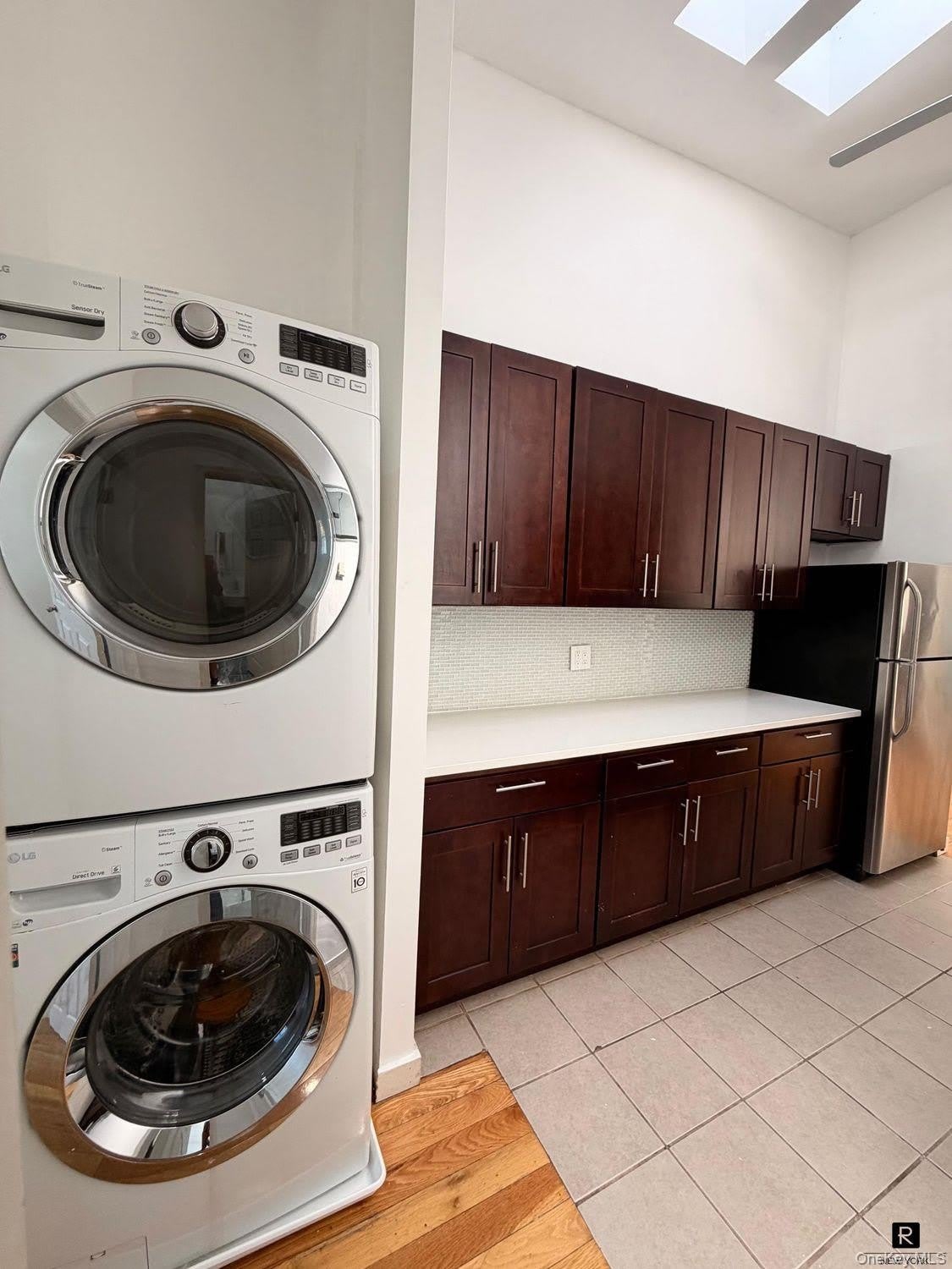 211 Wyckoff Avenue – photo 1