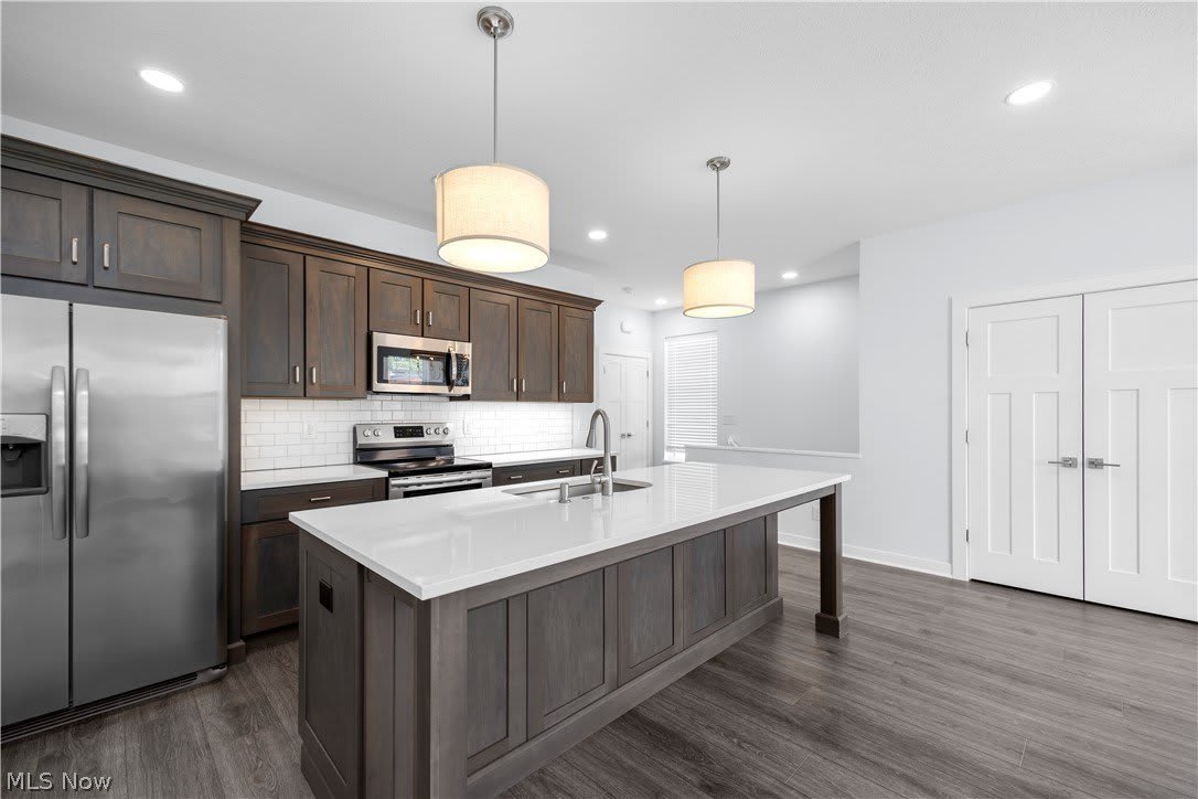 2059 W 34Th Place – photo 3