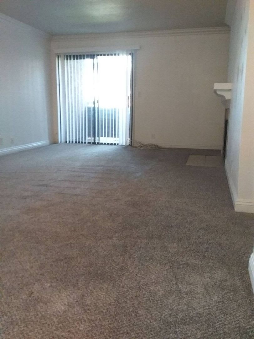 Cute & Quaint 2 Bedroom Condo – photo 5