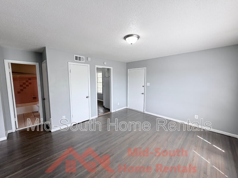 3969 Southlawn Ave – photo 5