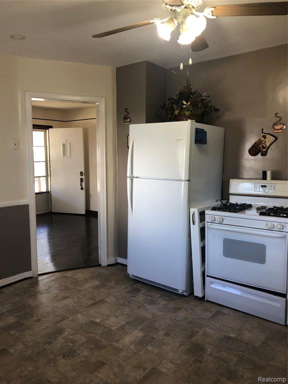 11560 Metter Ave – photo 5