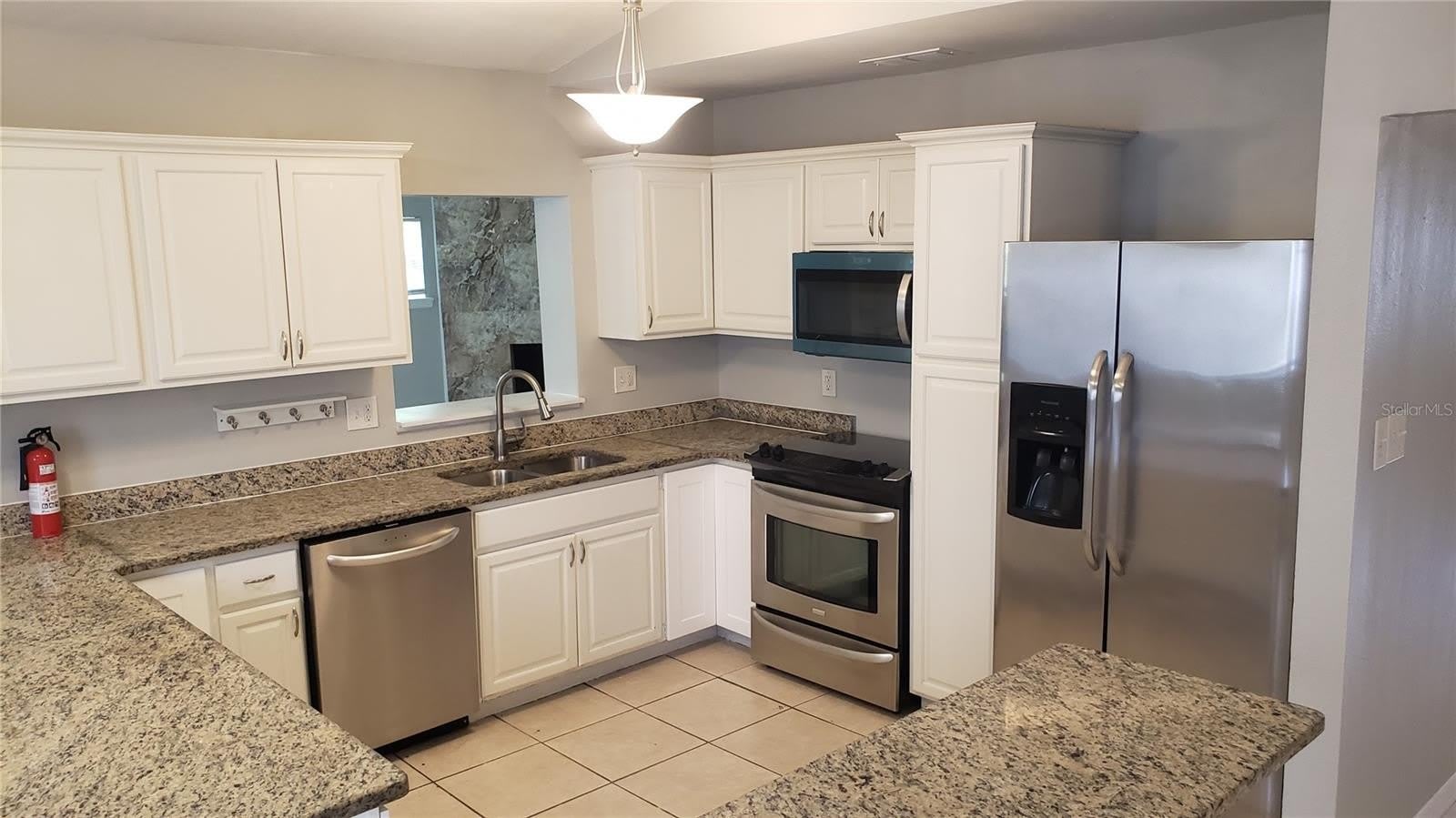 887 Eastbrook Boulevard – photo 3