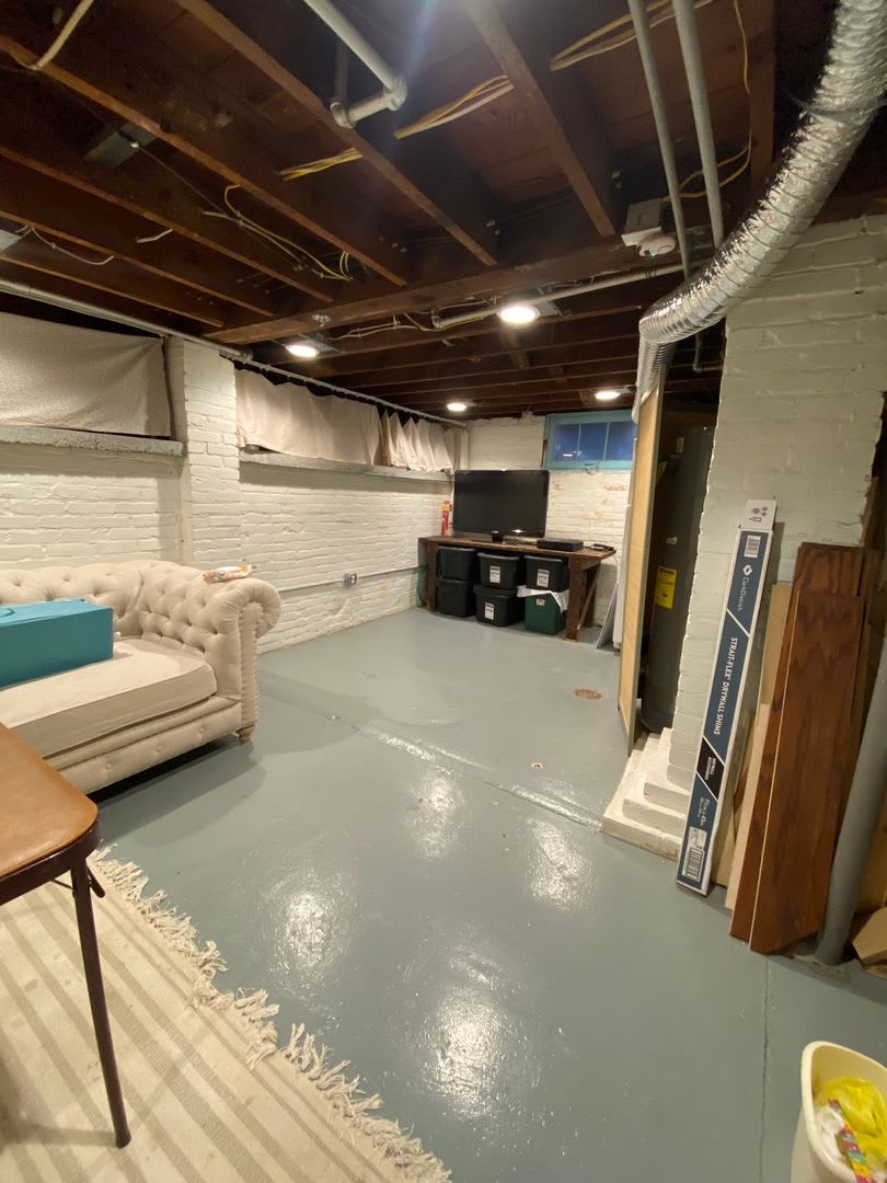 301 W 1st Street – photo 4