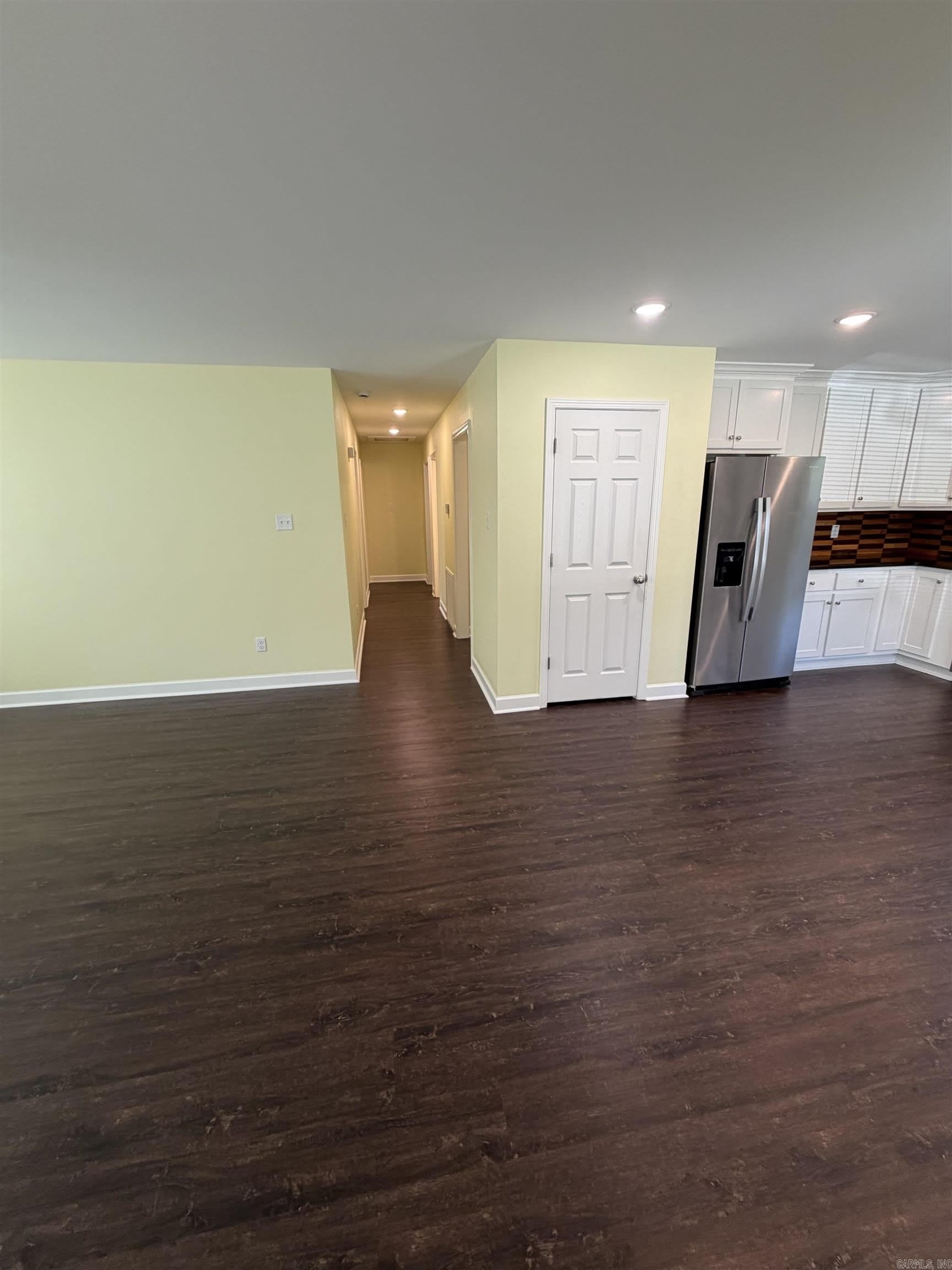 211 Thomas Circle – photo 2