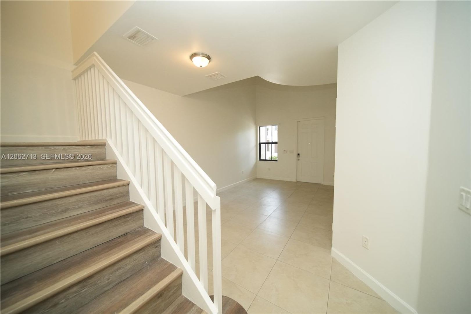 10440 NW 61st Lane, Doral, FL 33178 – photo 2