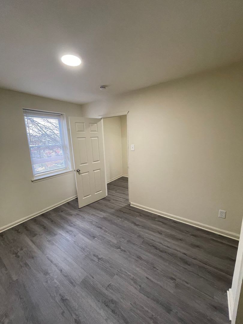 Four Bedroom House For Rent – photo 4