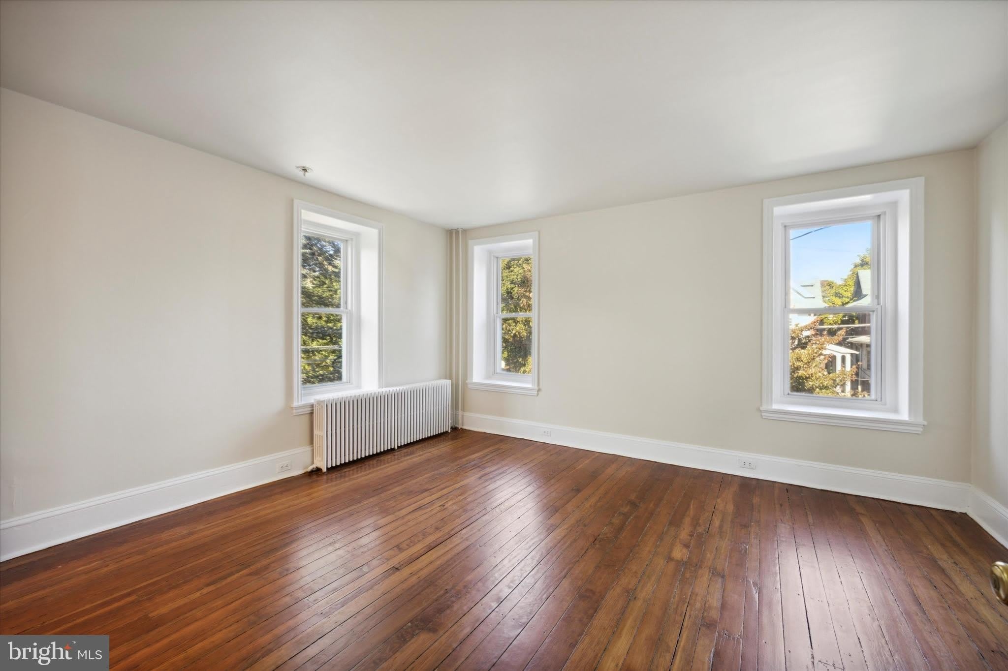 200 E WILLOW GROVE Avenue – photo 5