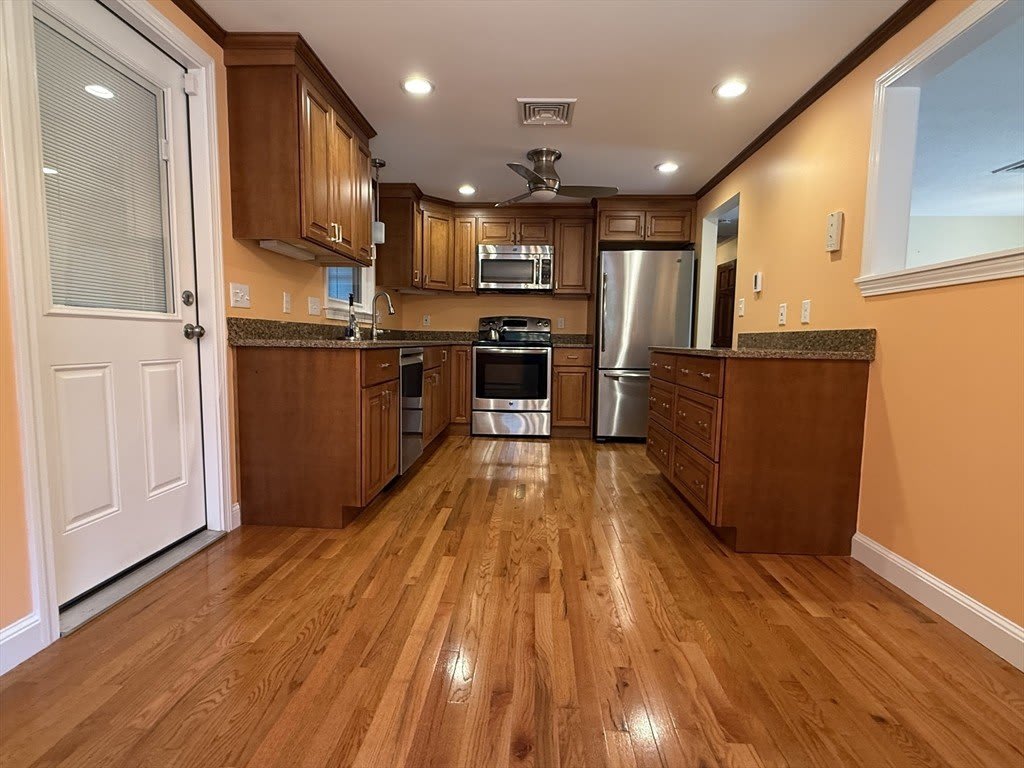 9 Brookdale Circle – photo 4