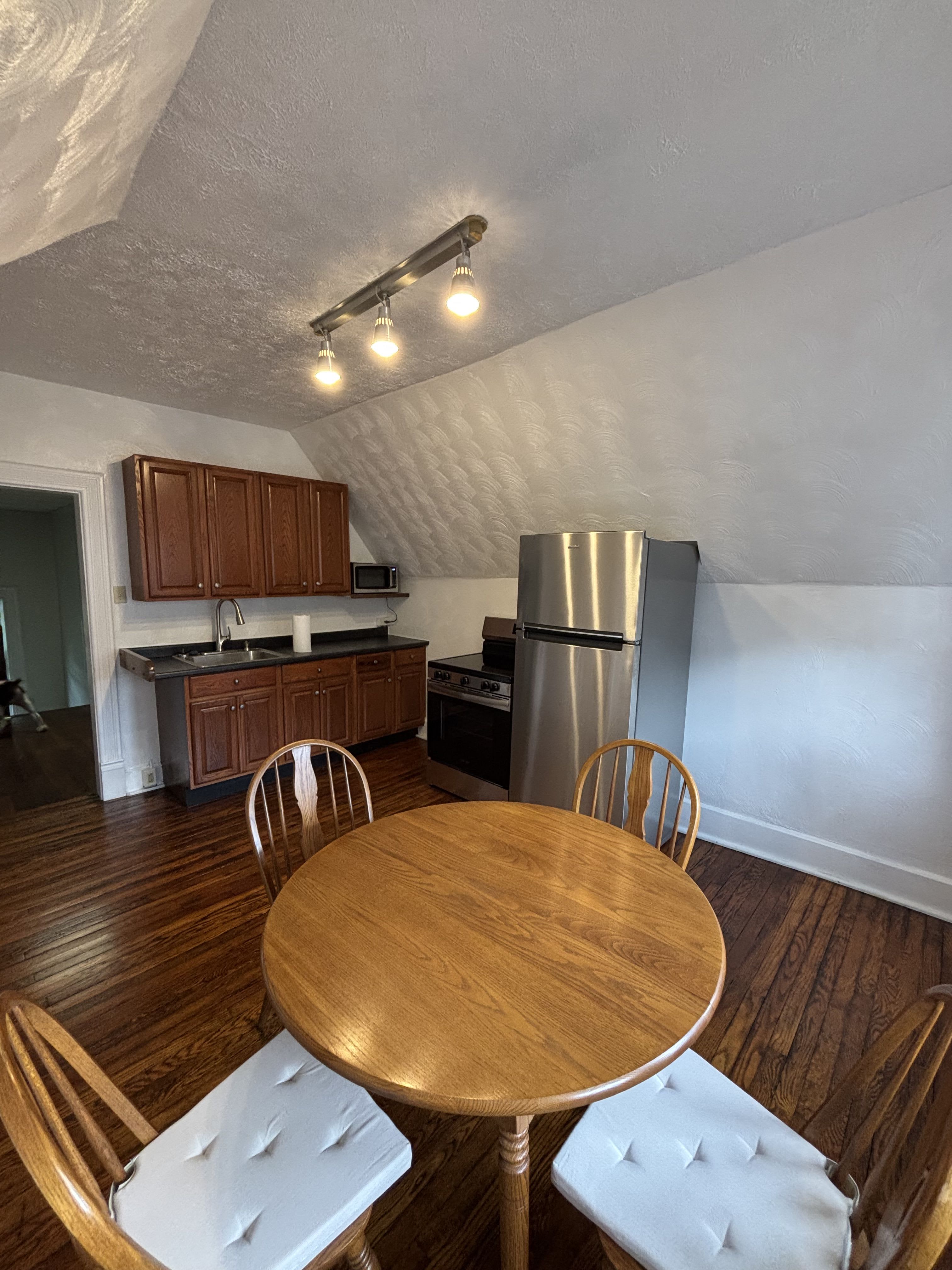 425 North Main Street – photo 5