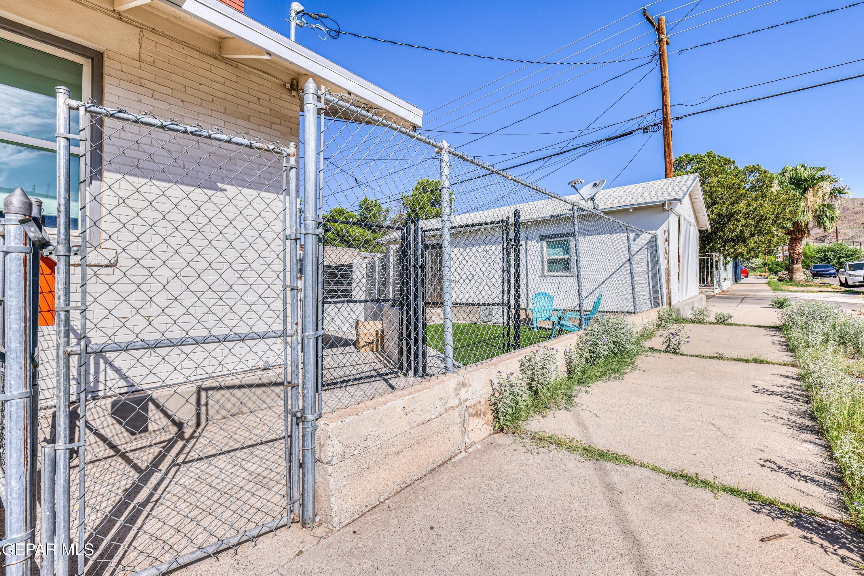 2729 PERSHING Drive – photo 2