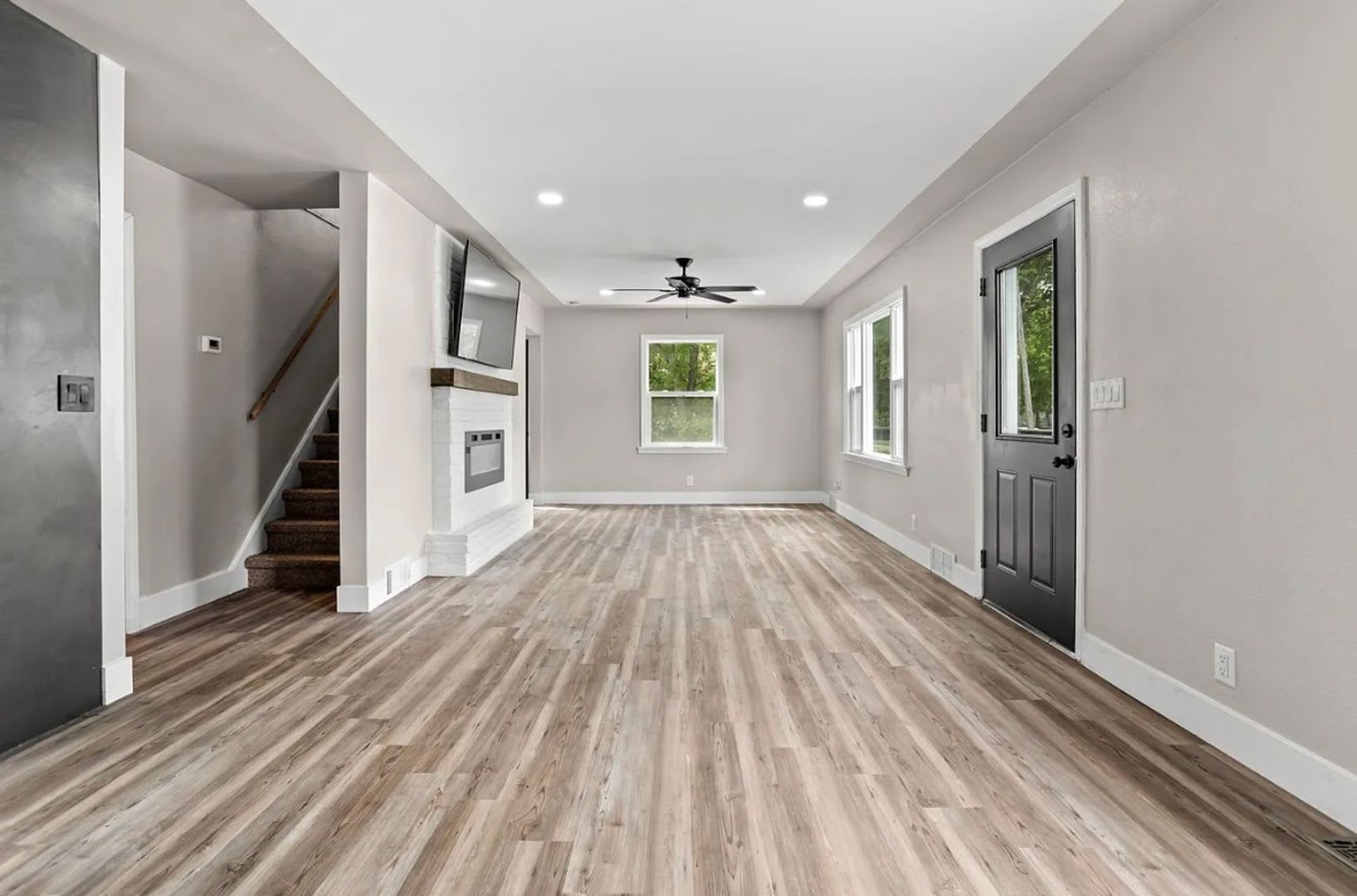 Spacious Updated 5-Bedroom North Fargo Home Near NDSU with Finished Basement and Plenty of Living Space – photo 5