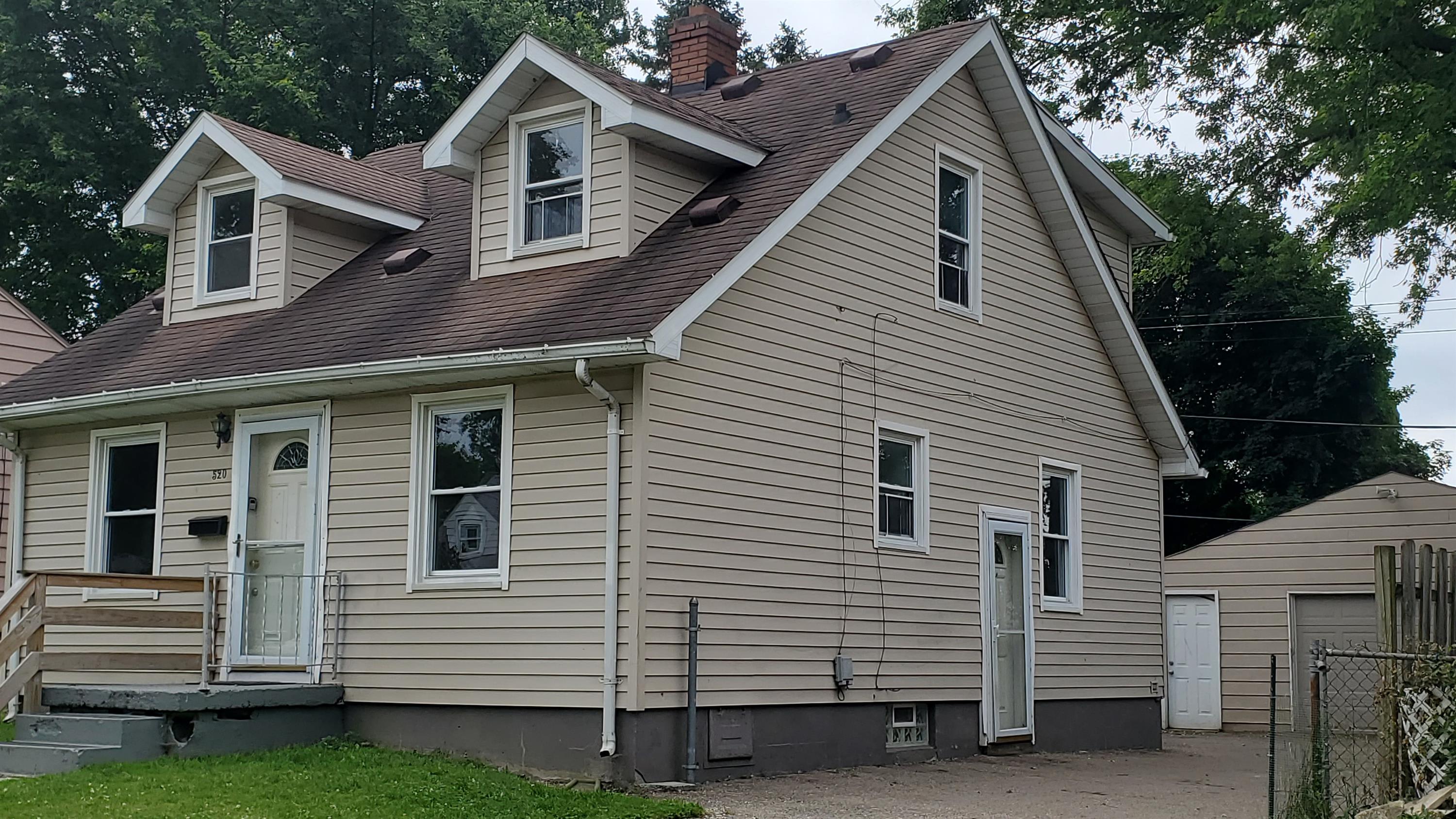 520 Burroughs – photo 2