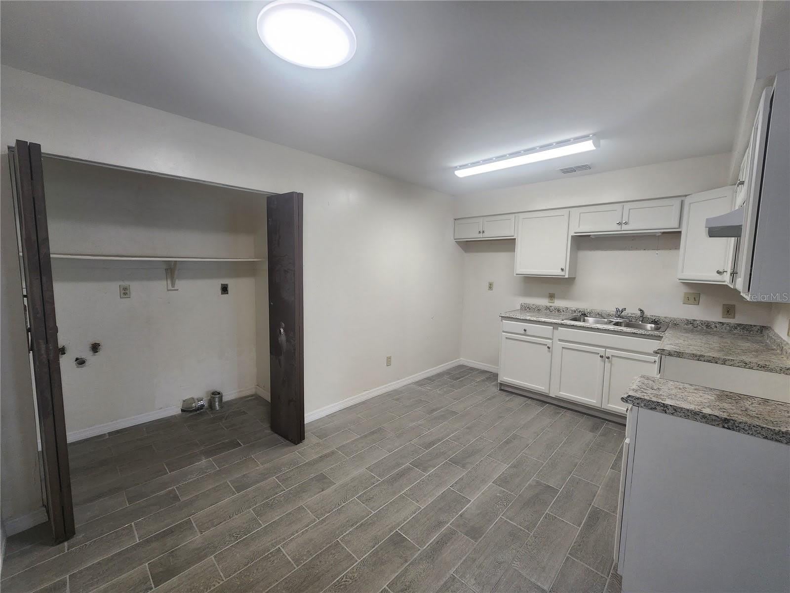 5817 NW 23 Terrace – photo 2