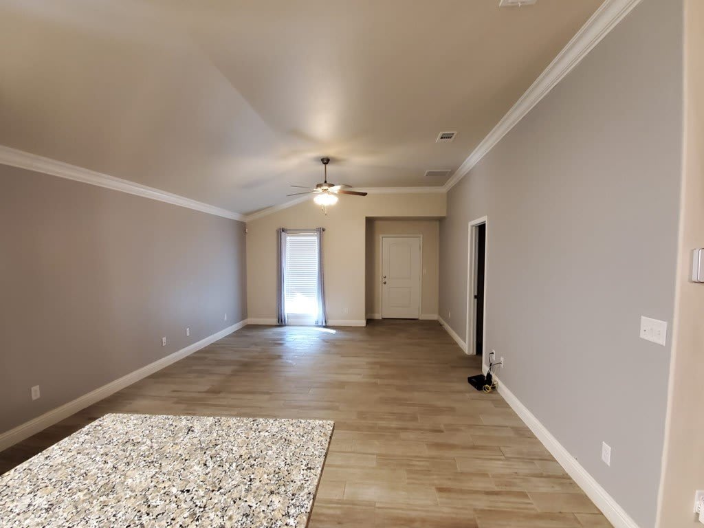 1621 Revolution Dr – photo 3