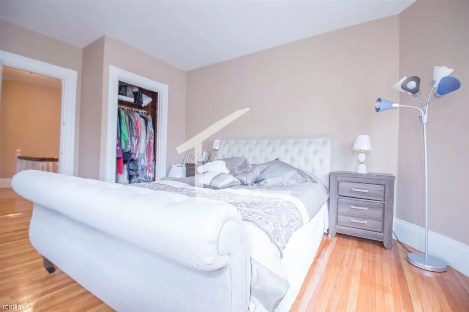 Massive Modern Apt Near Bu Cat Friendly See Yt Video – photo 4