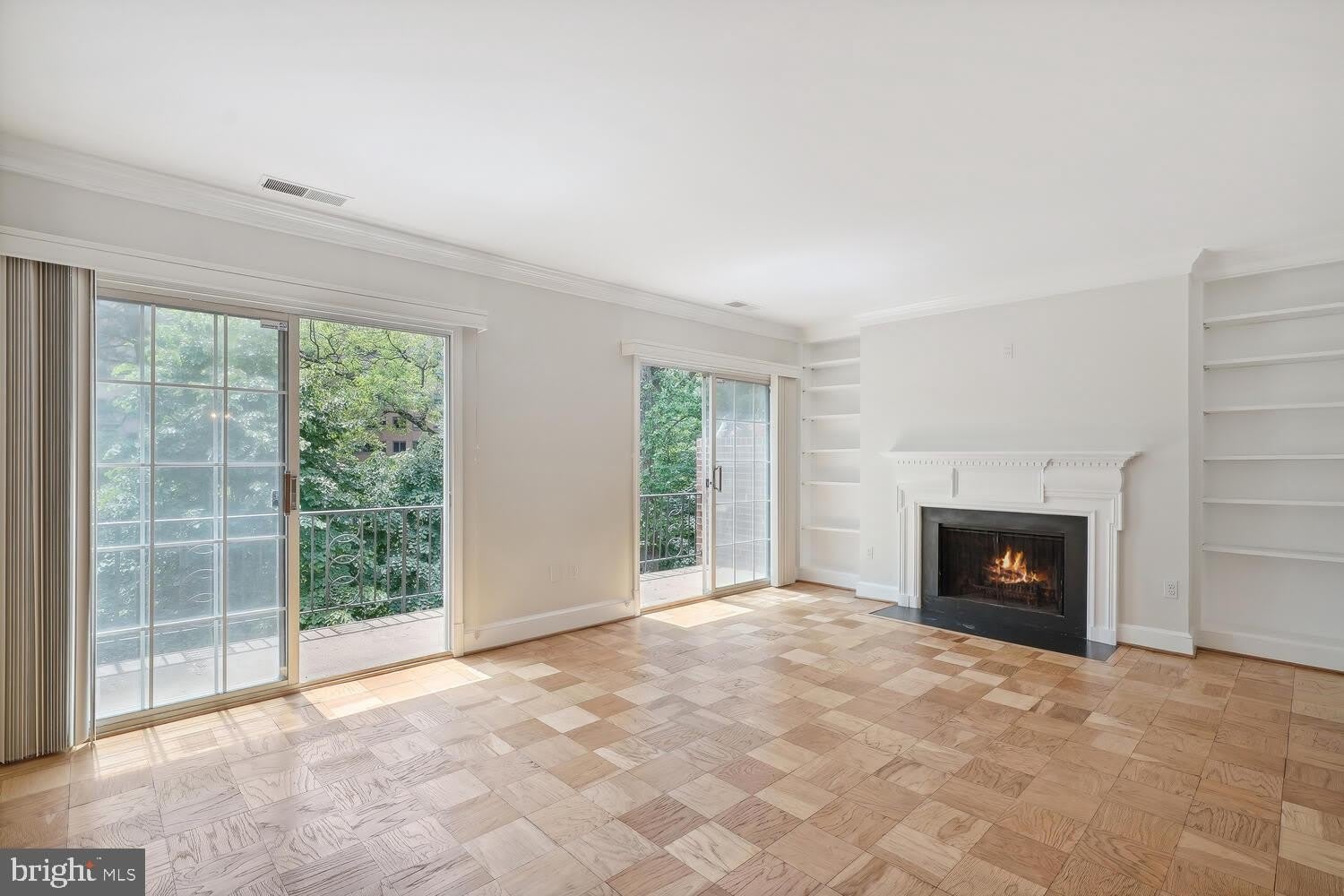 3231 SUTTON Place NW – photo 3