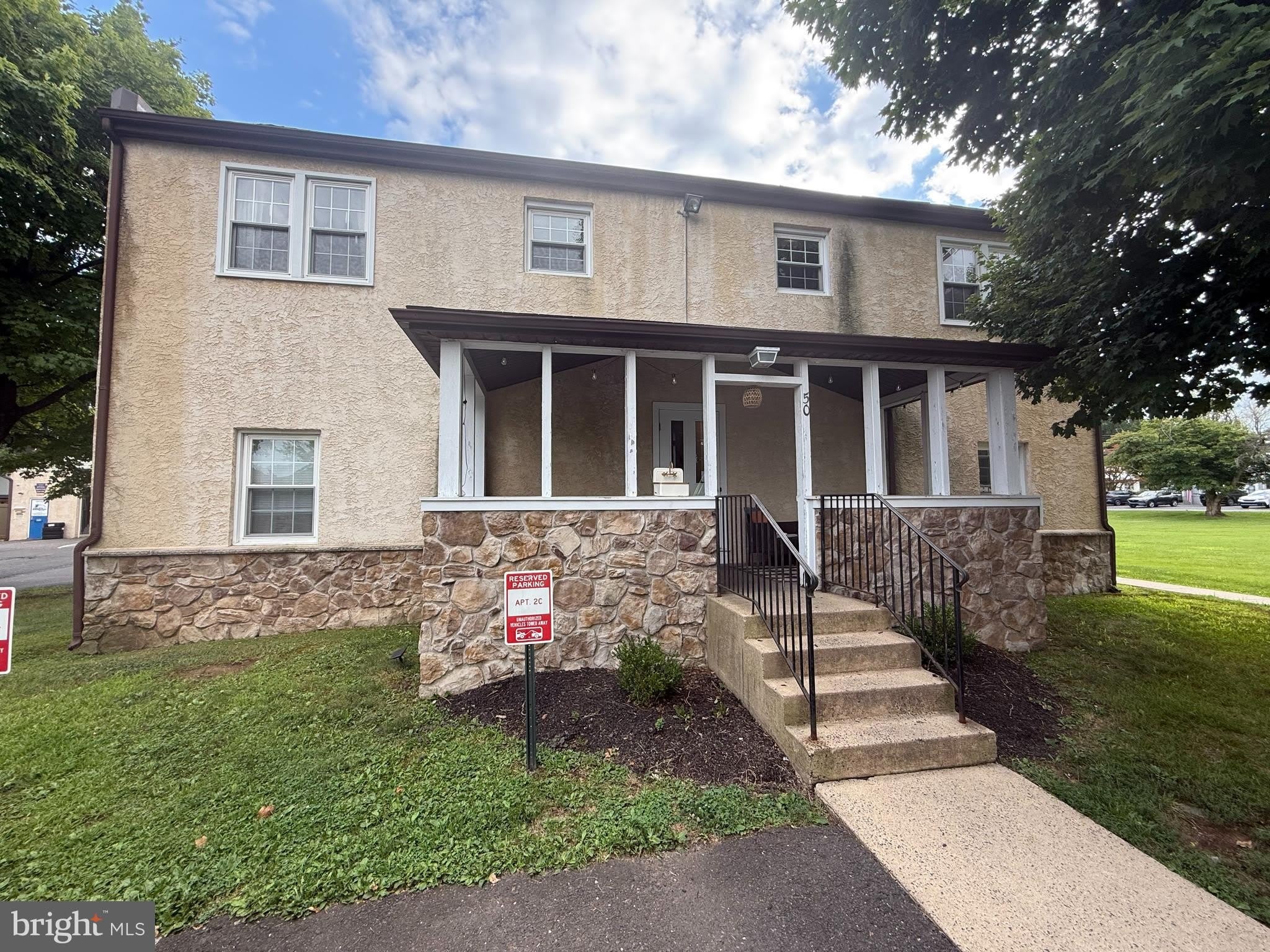 50 WALNUT AVE – photo 1