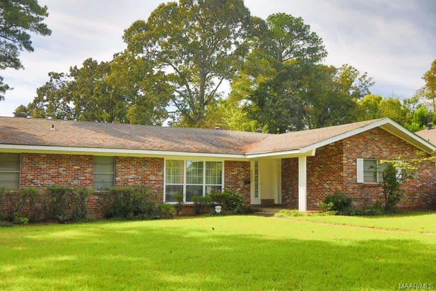 3892 Johnstown Drive – photo 1
