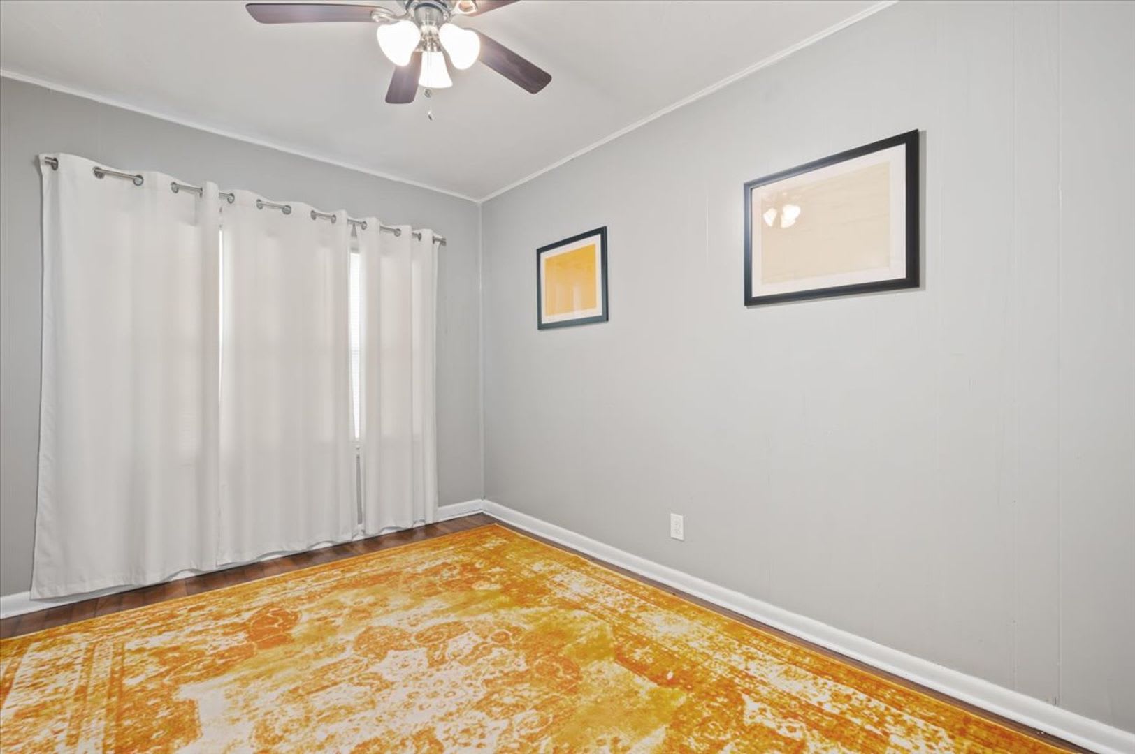 Charming Duplex with Fenced Yard Near Daffin Park – 1306 E 53rd St – photo 2