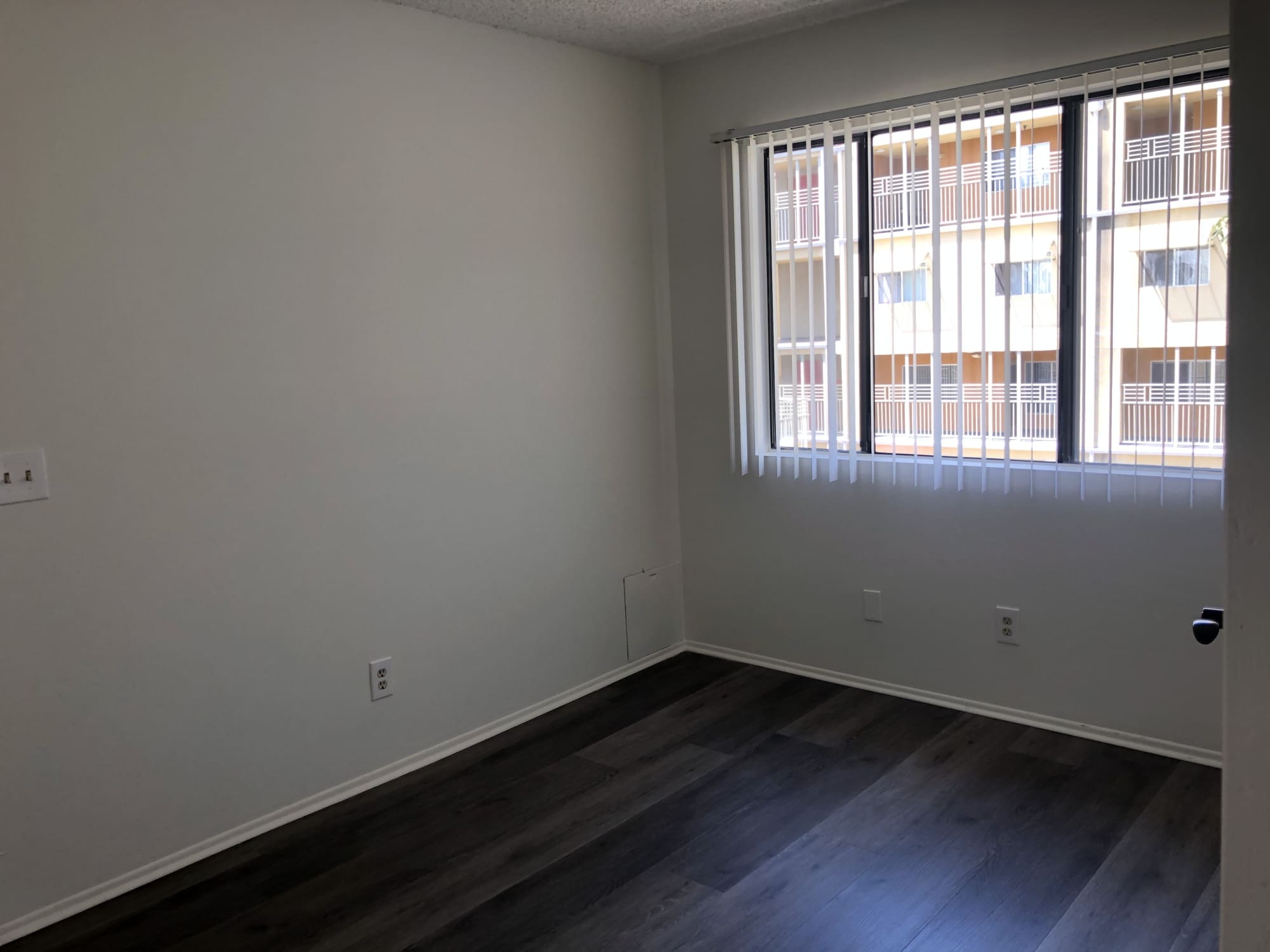 1735 N Normandie Ave – photo 5