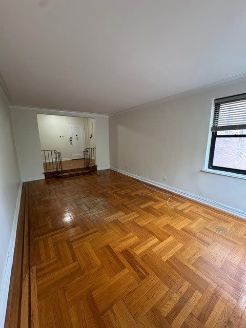 256 Martine Ave – photo 3
